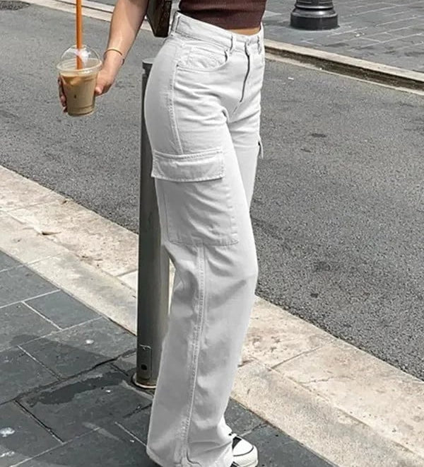 Iria Pantalón Cargo Corte Recto detalle de los bolsillos