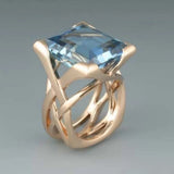 Klora - Classic ring with rose motif