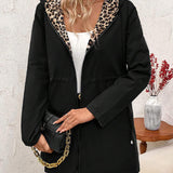 Abrigo reversible con capucha y estampado de leopardo