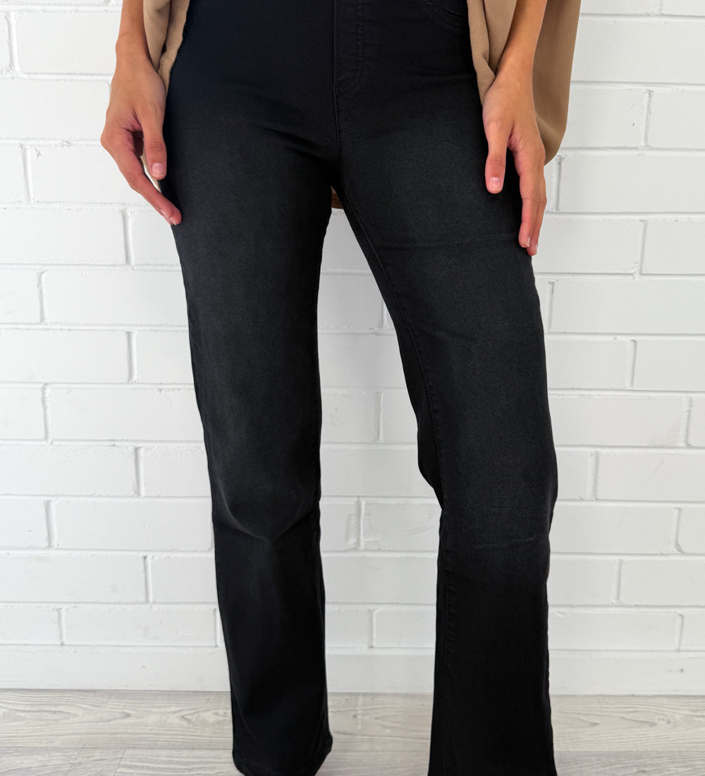 Ester Vaqueros Denim Azul detalle de la cintura