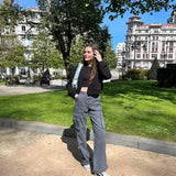 Iria Pantalón Cargo Corte Recto look femenino moderno