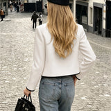 Adriana | Chaqueta de mujer de otoño con patchwork en blanco y negro