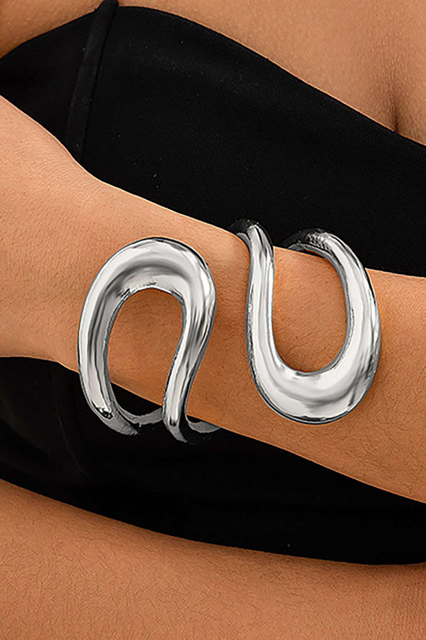 Pulsera Asimétrica Recortada