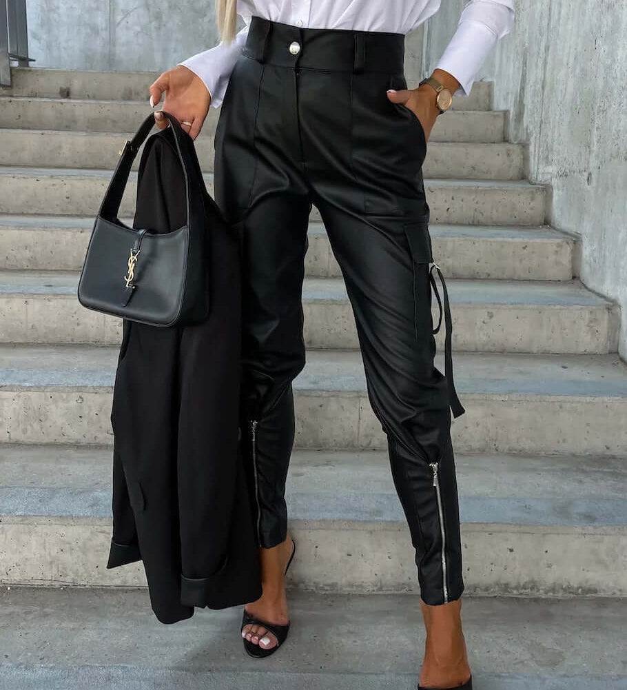 Celia Pantalón de Cuero Chic vista frontal