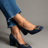 Ines | Suede shoes with a golden buckle