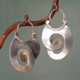 Unique Vintage Drop Earrings – Silver Reflection with Character
