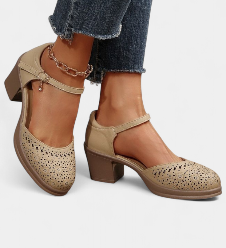 Cirila |  Botines de Mujer de Cuero Sintético con Hebilla Decorativa